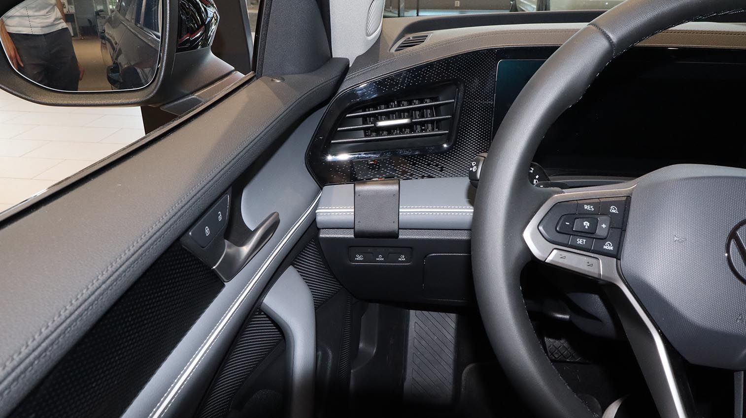 Proclip Volkswagen Passat 24- gauche